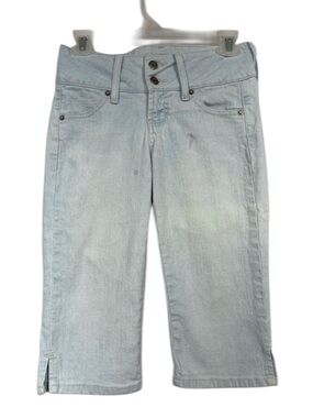 Vintage LEI Capri Jeans Light 1 Blue Classic Denim Casual Y2K Shorts